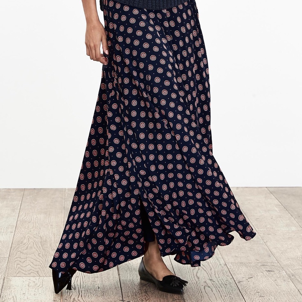 Banana Republic Medallion Print Maxi Skirt